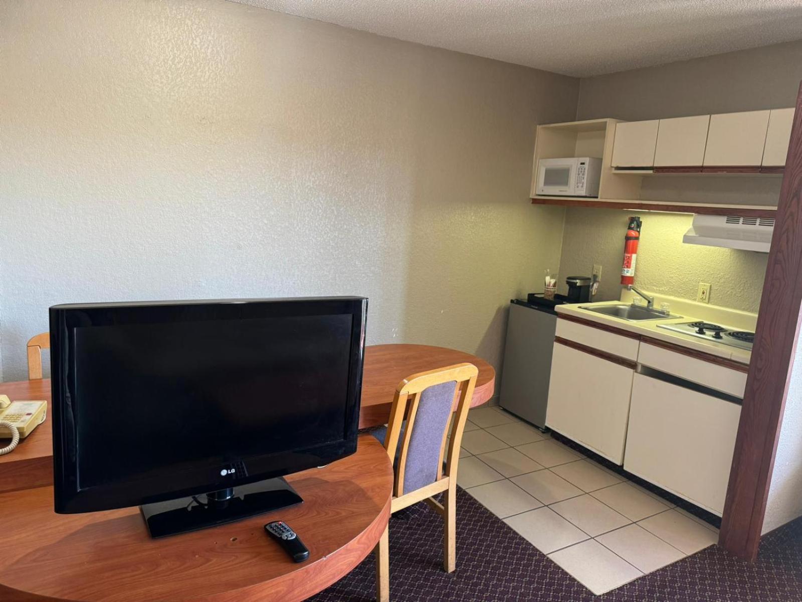 Rodeway Inn & Suites South Of Fiesta Park San Antonio Esterno foto